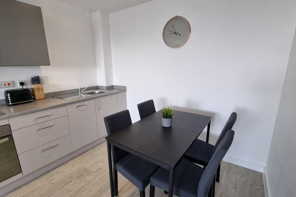 2 Bedroom Penthouse مانشستر المظهر الخارجي الصورة
